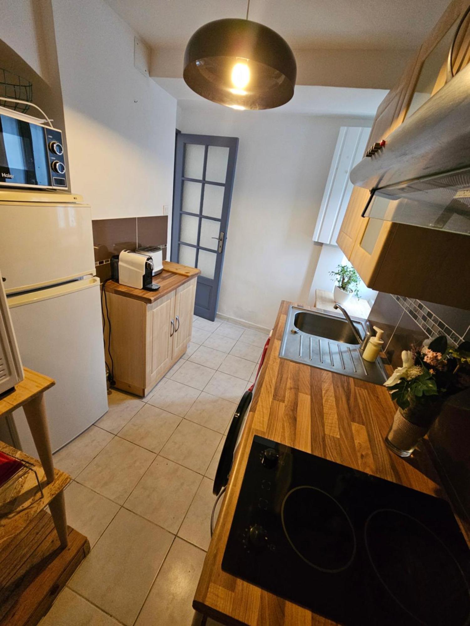 T2 Tout Confort, Climatise Toulon Exteriör bild