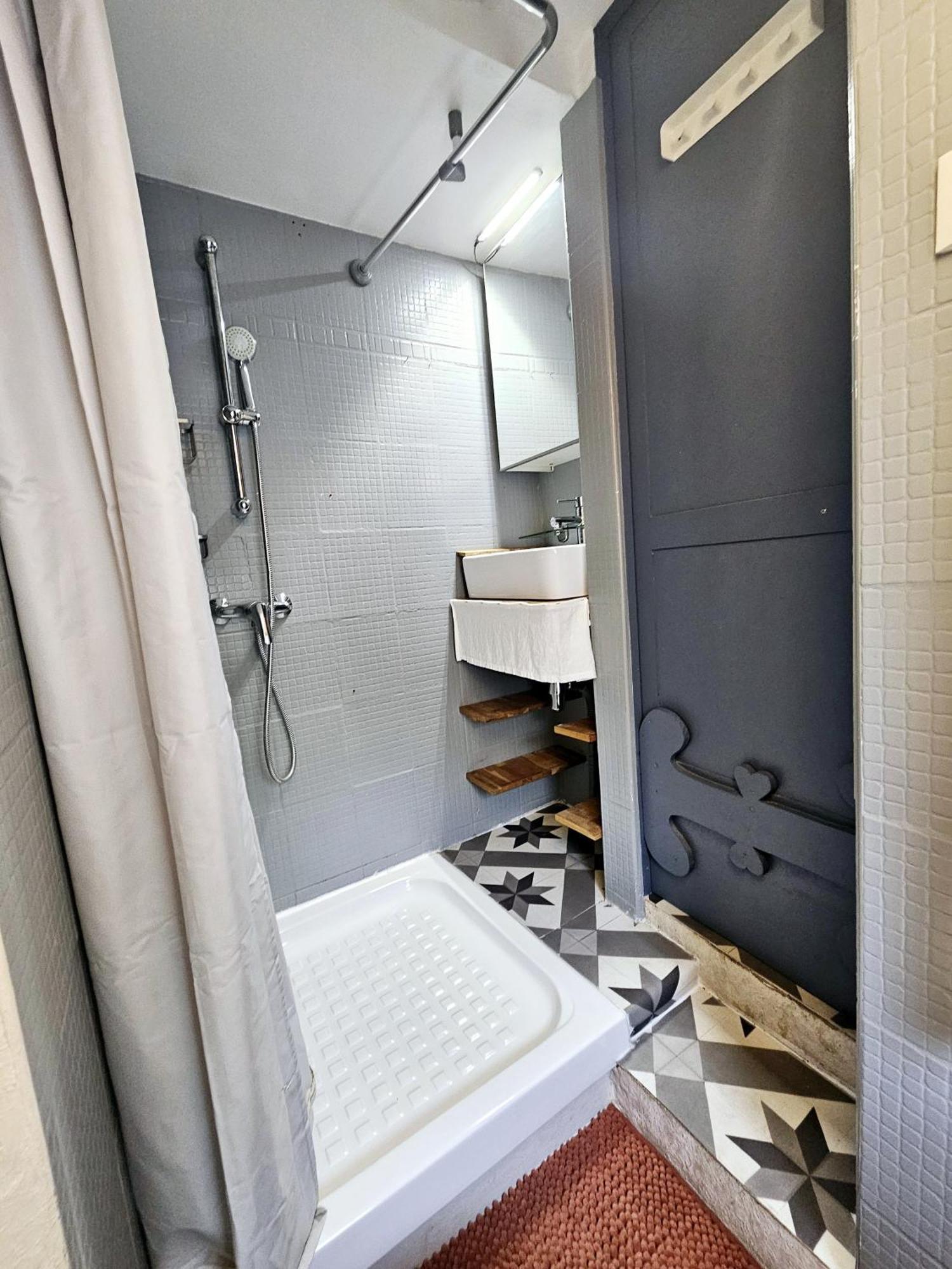 T2 Tout Confort, Climatise Toulon Exteriör bild